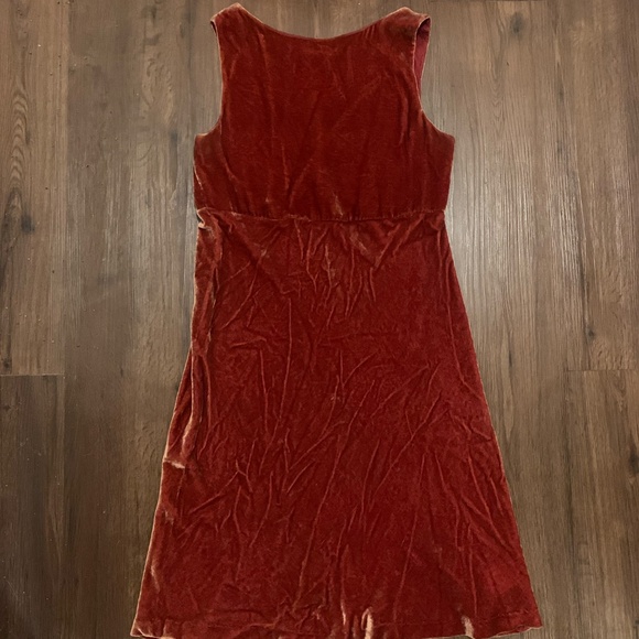 Laura Ashley Silk Velvet Deep Peach 90's Dress - Picture 2 of 3